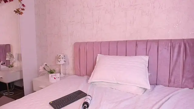 victoria_volkovl webcam