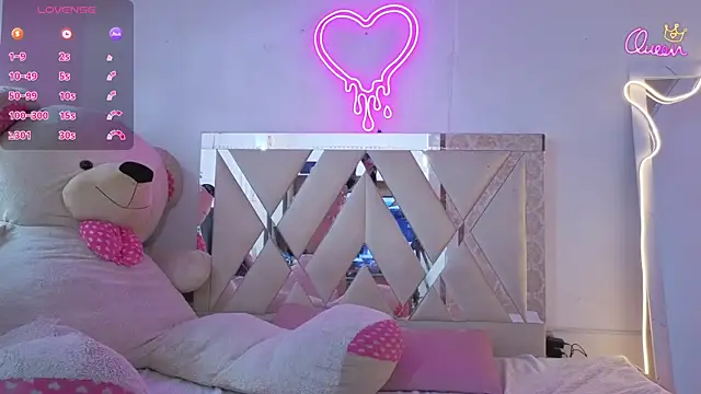 milah_tay - MILAH_TAY's free webcam - UK Sex Cams