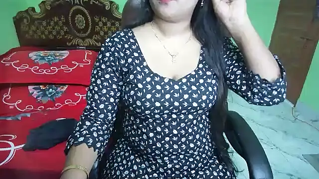 BengaliQueenStar webcam