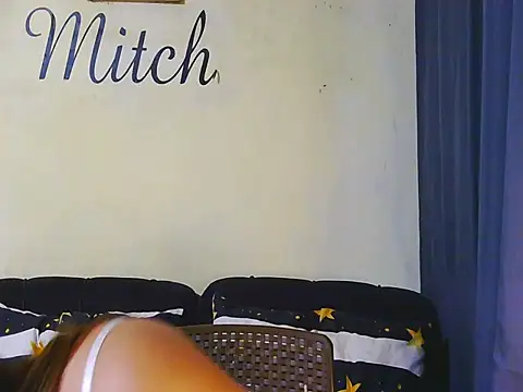 sexymitchyx24 webcam