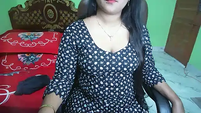 BengaliQueenStar webcam