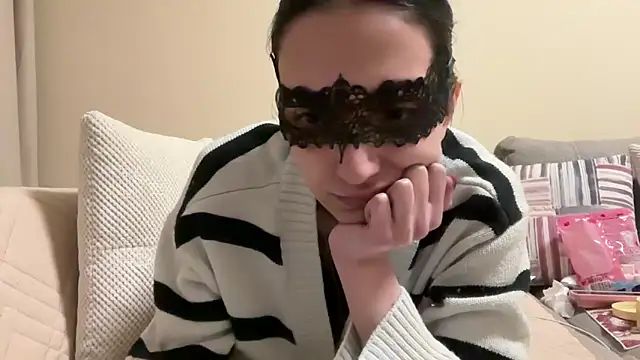 AvestanSole live sex cam