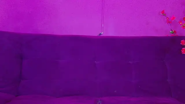 Daliana_Gounbolt webcam