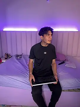 abrilandjulian webcam