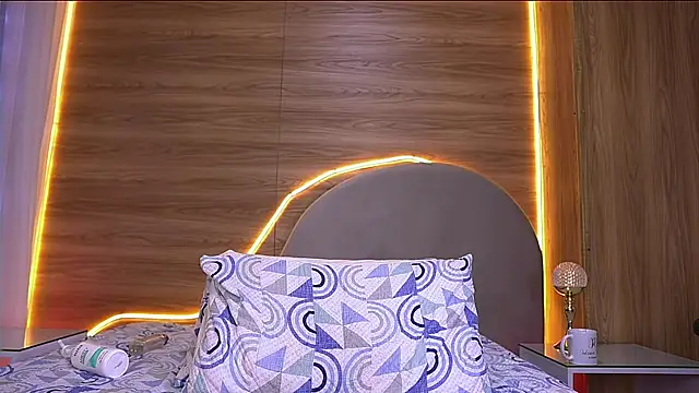 alexaa_walker webcam