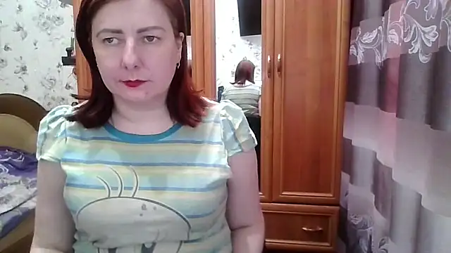 SophieNightAh webcam