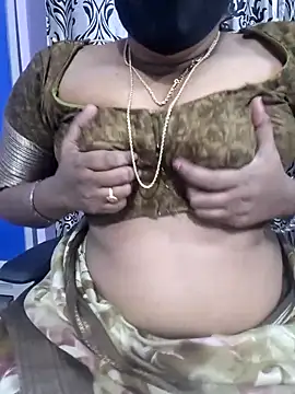 sujuta_telugu (F young) - Full nude oil massage