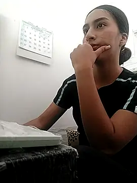 Sexy_sara_outdoorss webcam