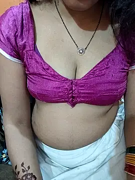 O_My_GoodnesS webcam