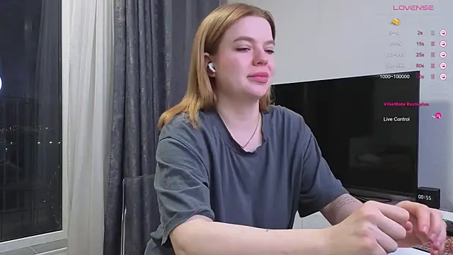 lovly_bambi Stripchat cam model