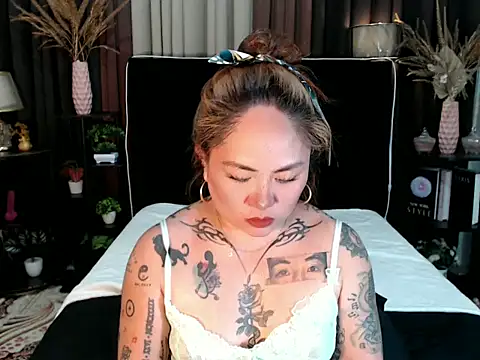 EstellaStarXxx webcam