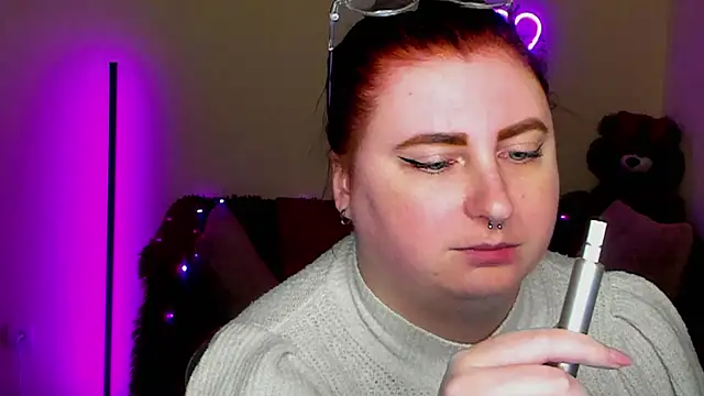 Alicia_love00 webcam