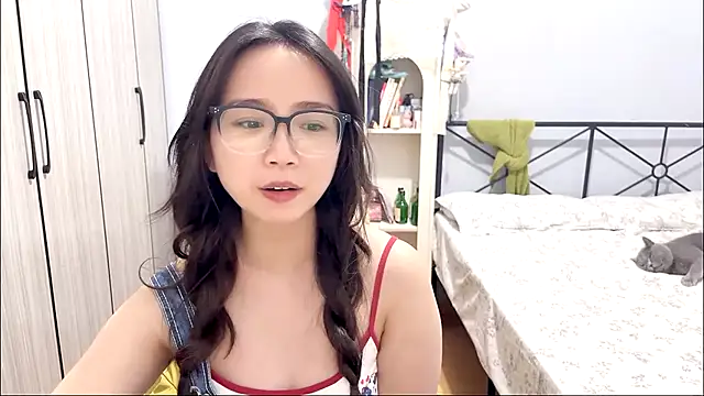 Hmm_0303 - brunette  live cam model from cn