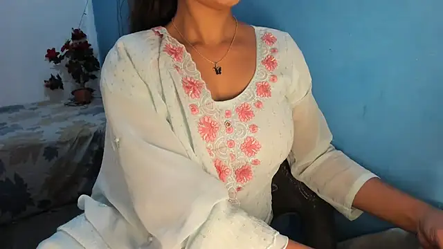 loveyouforever666 - Loveyouforever666's free webcam - UK Sex Cams