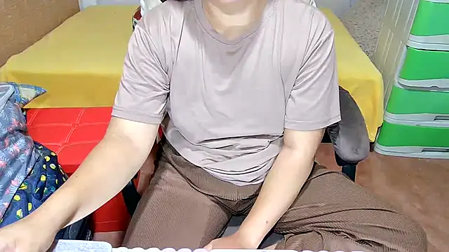 Filipina_Desire webcam