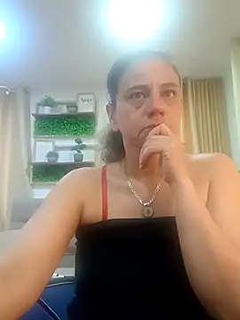 sasi_luna - Sasi_luna's free webcam - UK Sex Cams