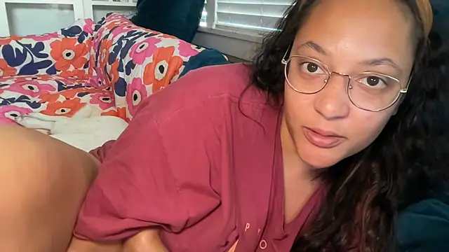 dreamyriri - Dreamyriri's free webcam - UK Sex Cams