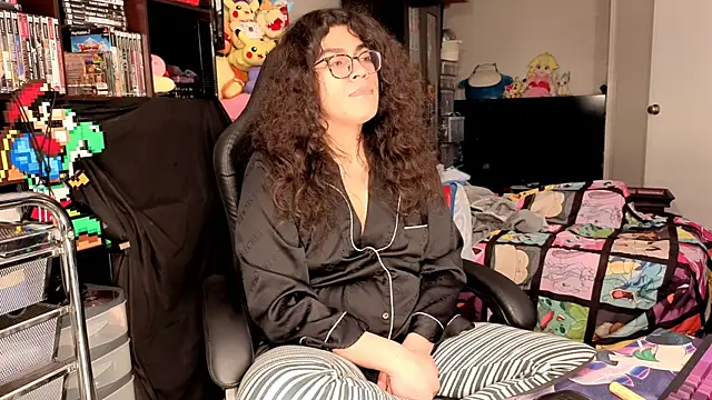 shinycherub - ShinyCherub's free webcam - UK Sex Cams