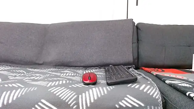 lilchristian@xh webcam