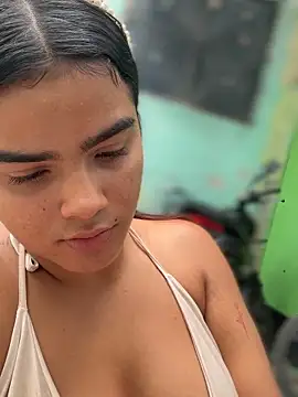 Kaily_Sweet16 webcam