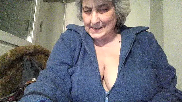 ExquisiteMature webcam