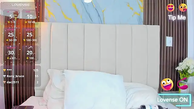 Victoria_Guzman webcam