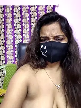 Webcam Model (cutie_pei002) is live