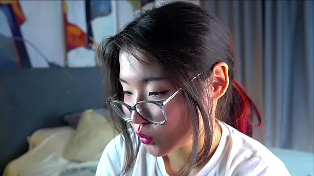 NelleMihalko live sex cam