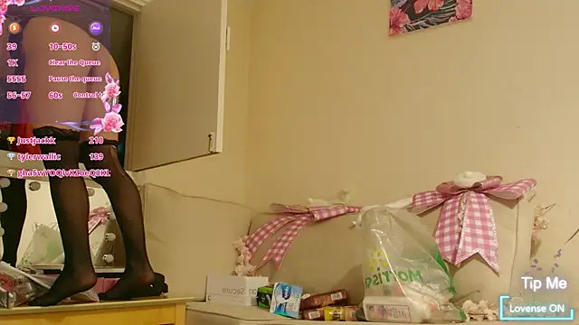 Milky_flexy_cat webcam