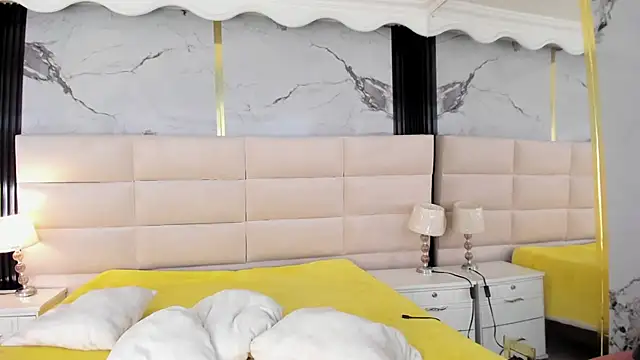 Sophie_Calloway webcam