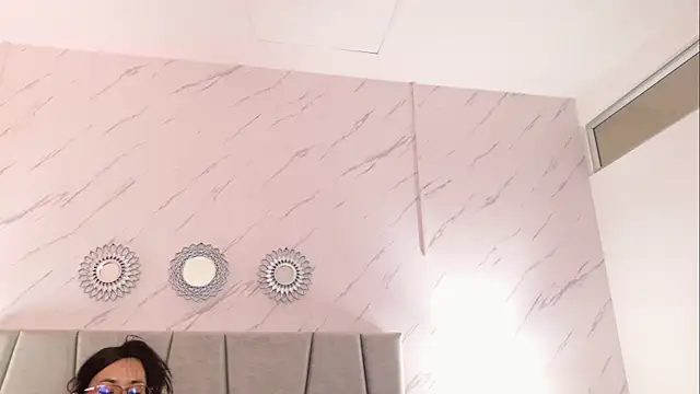 Michell_Monet webcam