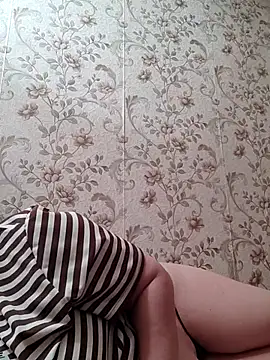 Zulfiya_Bruce webcam