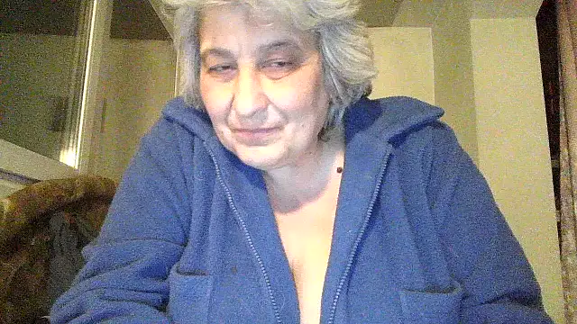 ExquisiteMature webcam