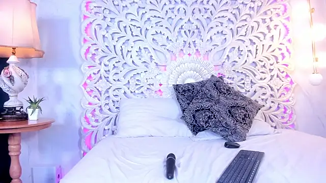 Pamela_Johnsonn webcam