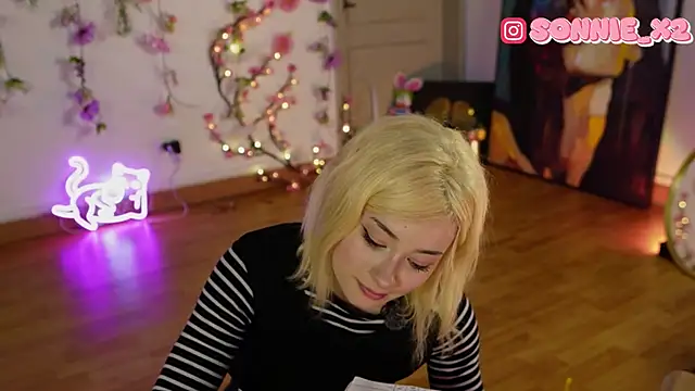 sonnie_mami - Sonnie_mami's free webcam - UK Sex Cams