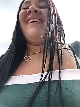 Kendra-daring webcam