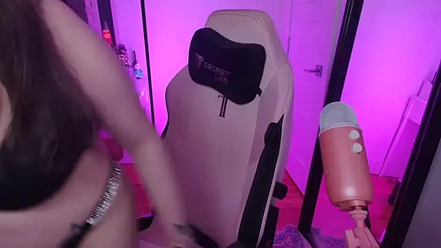 rachelbrooksxx - Rachelbrooksxx's free webcam - UK Sex Cams