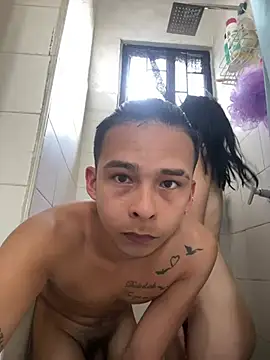 bliinkii_and_luka_ webcam