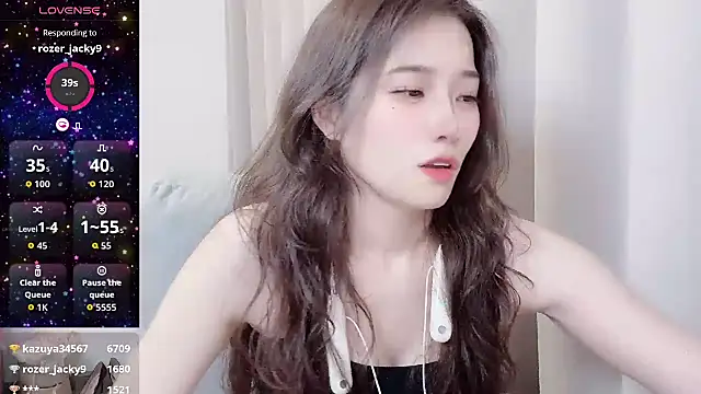 美女yuyu_77在线直播