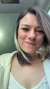 LadyLena1's live cam