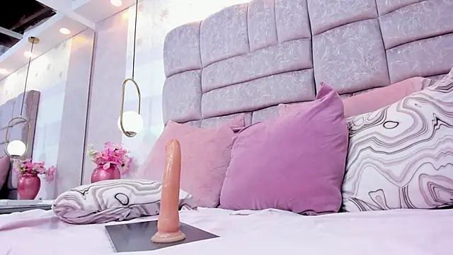 melaniee_jones webcam