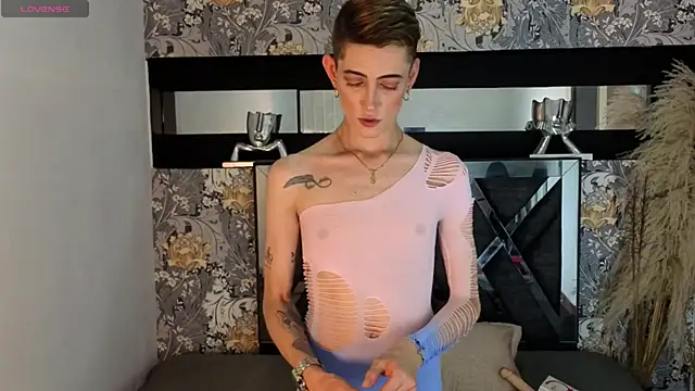 dominic_thailor webcam