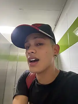 harrygaze - HarryGaze's free webcam - UK Sex Cams