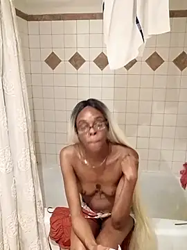 Jasmine_FullsShine webcam