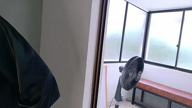 AndrewKenoxx_ webcam