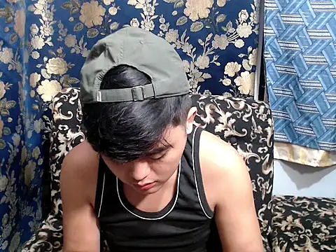 cute_asian22 (M young) - im new here lets havefun and make me cum