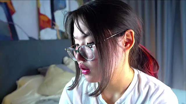 NelleMihalko live sex cam