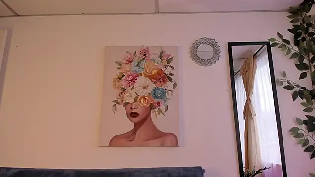 cuddlingbunny webcam