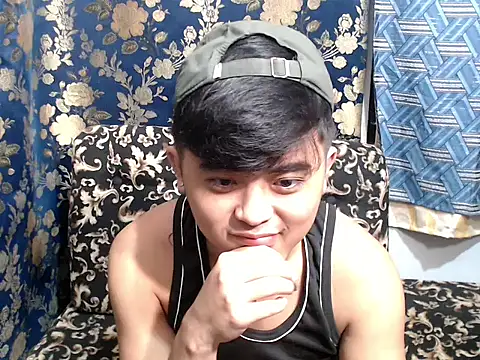 cute_asian22 (M young) - im new here lets havefun and make me cum