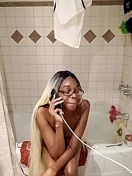 Jasmine_FullsShine webcam